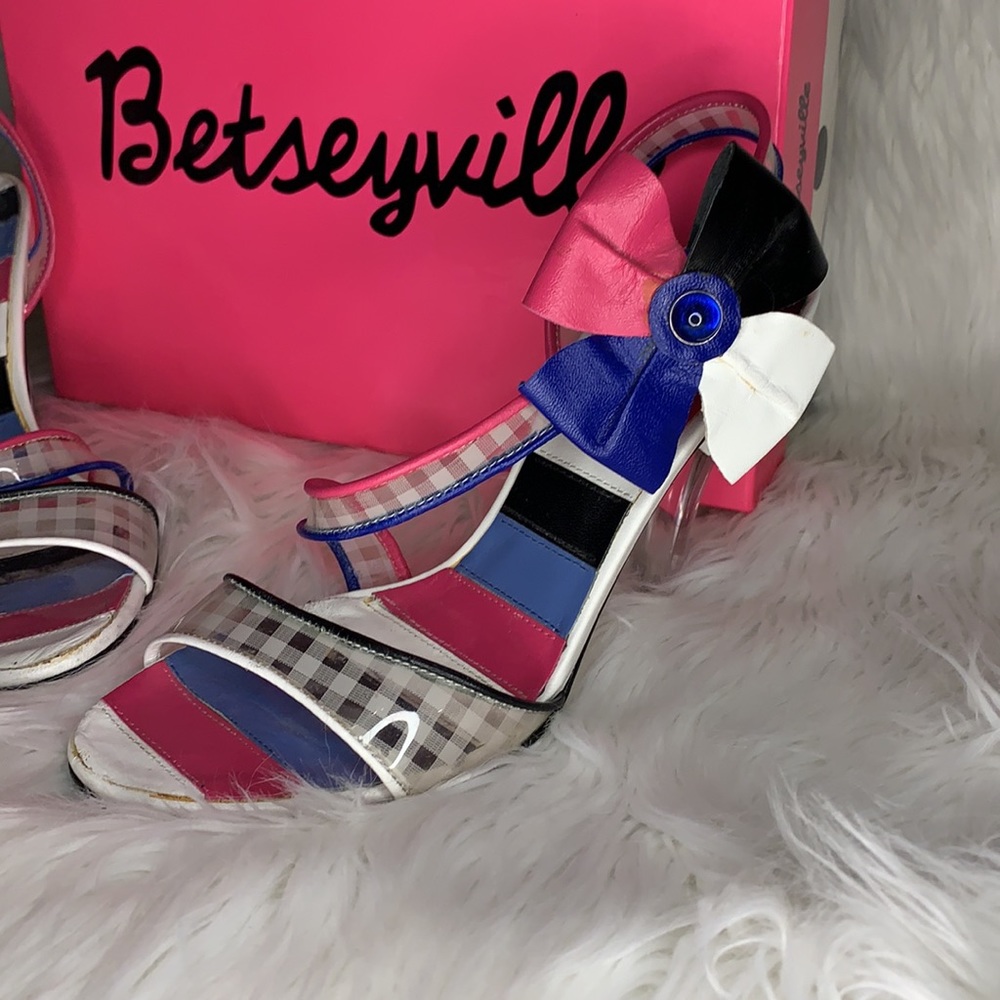 Betseyville Heels – Colorful Strappy Sandals – Bow Accent – Statement Shoes - Picture 2 of 6
